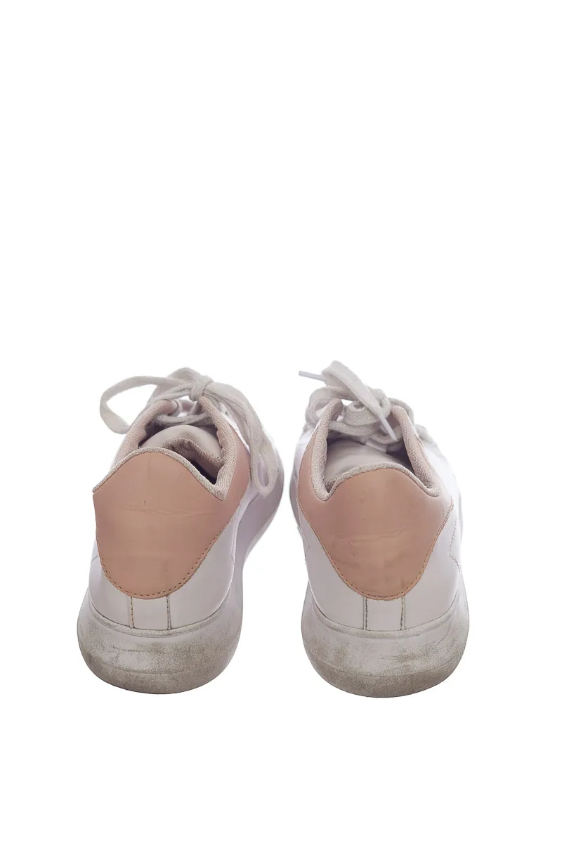 ZAPATOS COLOR BLANCO  MERCEDES CAMPUZANO