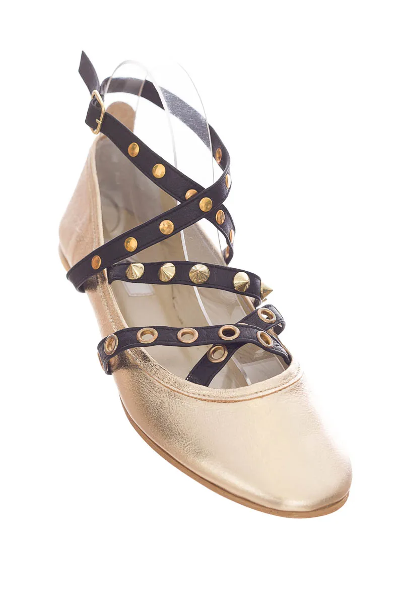 ZAPATOS COLOR DORADO  CLUB GAM