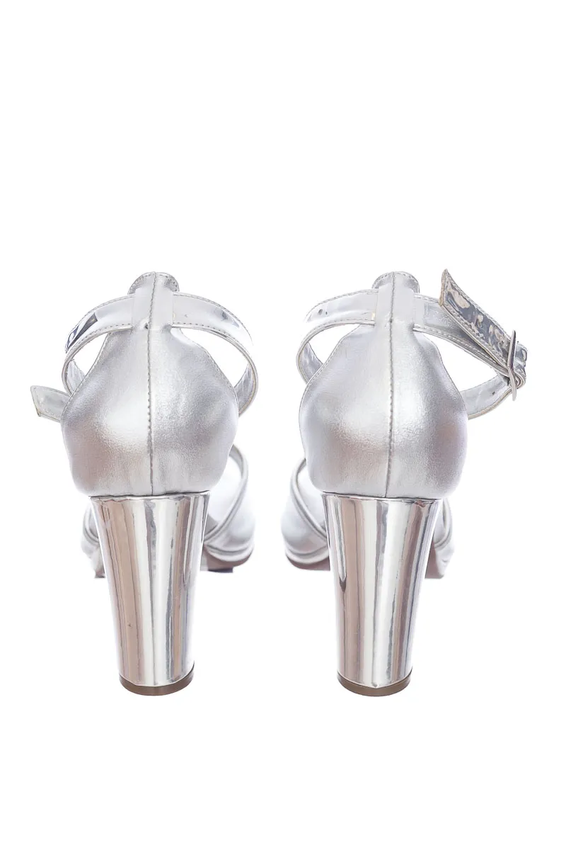ZAPATOS COLOR PLATEADO  ROMANTTIS SHOES