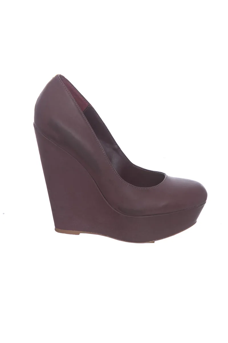 ZAPATOS COLOR VINOTINTO  STEVE MADDEN