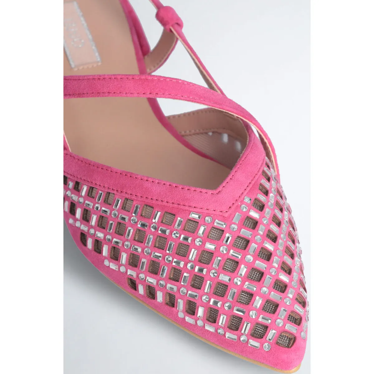 Zapatos destalonados con strass